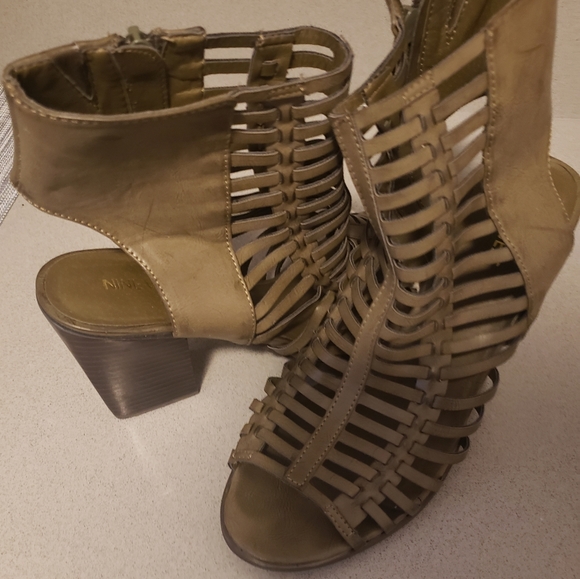 Nine West Very Sexxy Sandals - Picture 2 of 4